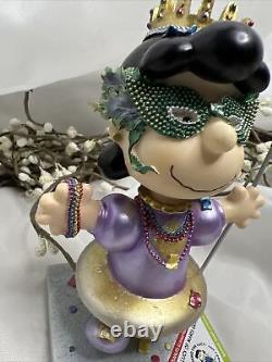 Vintage Westland Giftware Peanuts Snoopy Queen Lucy Of Mardi Gras 8749 Figurine