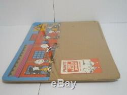Vtg 1960s Cartoon Charlie Brown Peanuts Snoopy Woodstock Cork Bulletin Board NOS