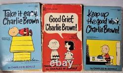 Vtg Charlie Brown Peanuts Snoopy Paperback Collection Charles Schultz 21 Books