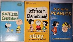 Vtg Charlie Brown Peanuts Snoopy Paperback Collection Charles Schultz 21 Books