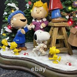 Vtg Danbury Mint Christmas Time Is Here Charlie Brown Peanuts Snoopy Lighted