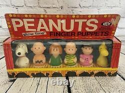 Vtg Ideal Peanuts Show Time Finger Puppets Lucy Snoopy Charlie Brown- 1966-Video