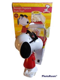 Vtg Peanuts Snoopy Popcorn Push Cart Air Popper & Charlie Brown Waffle Maker NOS
