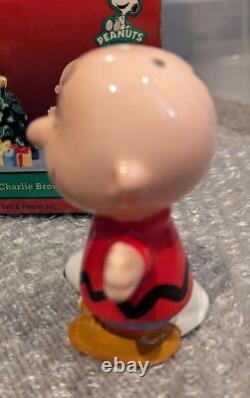 Westland snoopy charlie brown Vintage christmas salt & pepper shakers