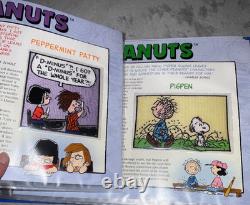 Willabee & Ward Peanuts Collection Binder with 22 Patches Snoopy Charlie Brown CC1