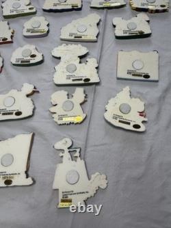 Willabee & Ward Peanuts Magnet Collection Board Snoopy Charlie Brown 23 Magnets