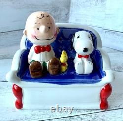 Willitts 1972 Snoopy 40th Anniversary Pottery Music Box Vintage Charlie Brown