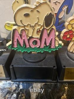 10 Snoopy et ses amis vintage : Linus, Charlie Brown, Woodstock, trophées Aviva