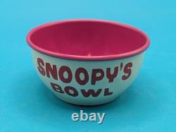 1950-1970 Peanuts Charlie Brown Snoopy – Dînette en tôle avec 4 assiettes, 4 soucoupes et un plateau