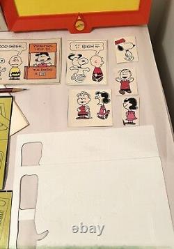 1969 Mattel CRÉATEUR D'IMAGES PEANUTS CHARLIE BROWN & SNOOPY Difficile à trouver Complet