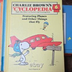 1981 avec la série complète CASE CHARLIE BROWN Cyclopedia Books 1-15 reliés vintage