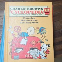 1981 avec la série complète CASE CHARLIE BROWN Cyclopedia Books 1-15 reliés vintage