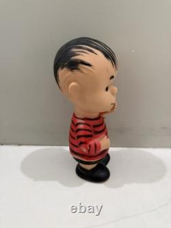 6 Poupées en Vinyle Peanuts Hungerford, 1961 Lucy, Pig-Pen, Linus, Charlie Brown, Snoopy