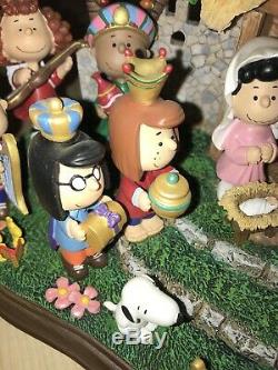 Arachides Monnaie De Noël Nativité Danbury Figurine Snoopy Charlie Brown Excellente