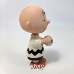 Arachides Snoopy Lenox Charlie Brown Figurine de poterie de Pâques vintage