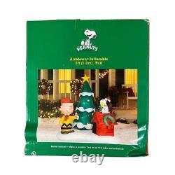 Arbre de Noël gonflable Airblown Peanuts Charlie Brown Snoopy de 6 pieds de haut À LIRE