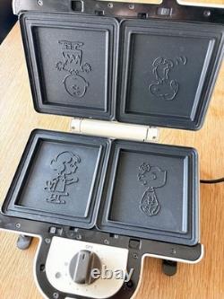 BRUNO Snoopy Appareil à Sandwich Chaud Double BOE069 Ecru PEANUTS Charlie Brown Assiette