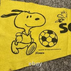 Bannière de football vintage en feutre 1965 Shulz Snoopy Charlie Brown