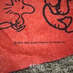 Bannière en feutre vintage Snoopy randonnée 1965 Snoopy Charlie Brown