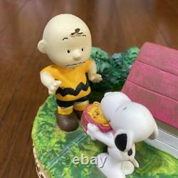 Boîte À Musique Snoopy Charlie Brown Le 45e Anniversaire De Sa Naissance