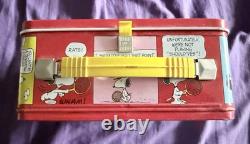 Boîte à lunch vintage Peanuts Charlie Brown Snoopy 1965 métal rouge rare AVEC thermos