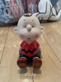 Boîte à musique en poterie de Charlie Brown Snoopy
