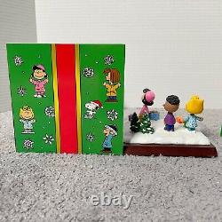 Boîte cadeau panoramique Joyeux Noël Charlie Brown de Danbury Mint, Très Rare.