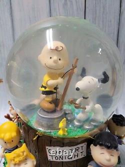 Boule à neige du concert de Westland Peanuts Charlie Brown Snoopy & Friends