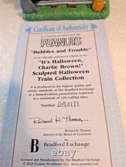 Bradford Exchange Peanuts Son train sculpté d’Halloween avec Charlie Brown, ensemble de 5 pièces avec certificat d’authenticité