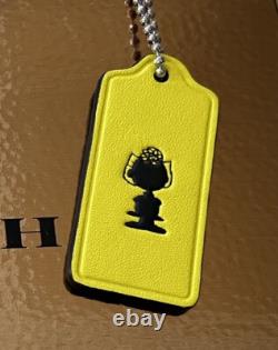 COACH X PEANUTS Sally Snoopy Charlie Brown porte-clés breloque en cuir avec étiquette pendante NWT