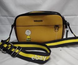 COACH x PEANUTS Snoopy Charlie Brown Sac à épaule Cuir Jaune C4026 Japon