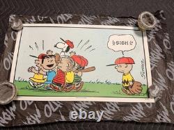 Charles Schulz Peanuts Affiche SIGH Mondo Charlie Brown Snoopy Art de bande dessinée vintage