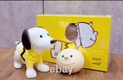 Comic Con 2019: Super 7 Peanuts Snoopy, Charlie Brown avec masque Nouveau