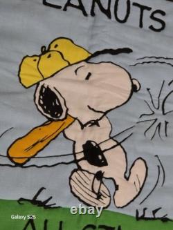 Couverture faite à la main sur mesure de Charlie Brown et Snoopy