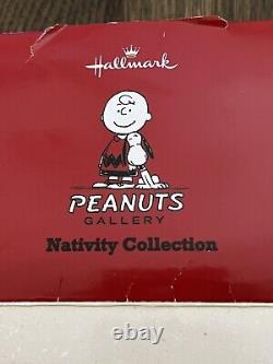 Crèche Peanuts de Hallmark avec Snoopy, Charlie Brown et Woodstock, coffret neuf de 2012.