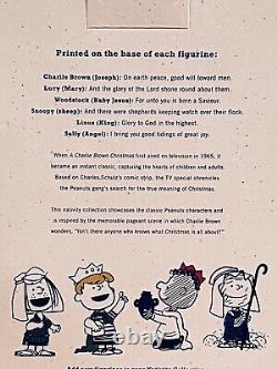 Crèche de Noël 2021 Peanuts Hallmark - Ensemble de 7 figurines avec Charlie Brown et Snoopy