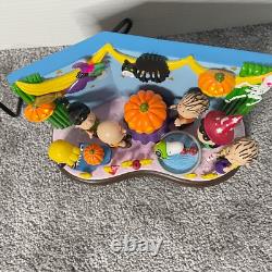 Danbury Mint Farce ou Friandise, Charlie Brown ! Décor lumineux d'Halloween RARE