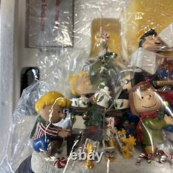 Danbury Mint La bande des Peanuts traîneau de Noël Snoopy Charlie Brown lumineux