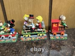 Danbury Mint Peanuts Le Train Spécial de Thanksgiving Ensemble de Figurines Charlie Brown