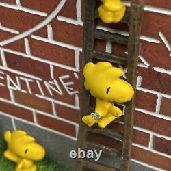 Danbury Mint Peanuts Mes Valentine! Lumière De La Saint Valentin Sculpture Lire