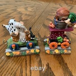 Danbury Mint Peanuts Train d'Halloween Snoopy Charlie Brown dans le champ de citrouilles