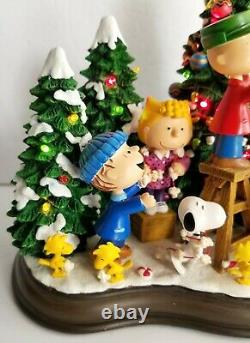 Danbury Mint Temps De Noël Est ICI Cacahuètes Charlie Brown Arbre Lumière Décor