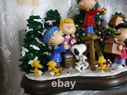 Danbury Mint Temps De Noël Est ICI Peanuts Gang Charlie Brown Snoopy Woodstock