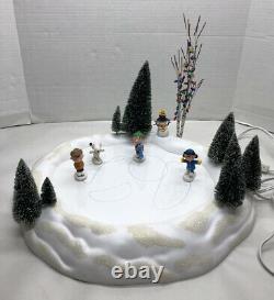 Dept 56 Peanuts On Ice Animated Ice Skating Pond Snoopy Lucy Linus Charlie Brown