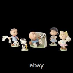 Ensemble d'équipe de soccer Lenox Peanuts de 5 pièces Charlie Brown Snoopy Lucy Linus Sally Neuf
