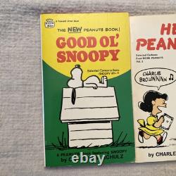 Ensemble de 23 livres de poche vintage Peanuts Charlie Brown Snoopy