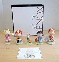 Ensemble de 5 figurines de football Lenox Peanuts Charlie Brown Lucy Snoopy Neuf dans la boîte
