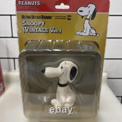 Ensemble de figurines Snoopy Charlie Brown Medicom Toy