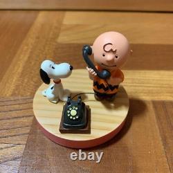 Ensemble de figurines Snoopy lot de 3 bois Woodstock Charlie Brown téléphone niche de chien Peanuts