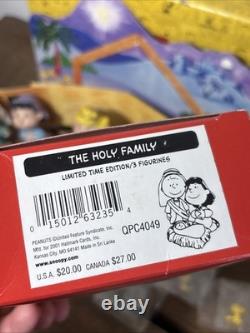 Ensemble de la Nativité Hallmark 2001 Peanuts Gallery Snoopy Charlie Brown Lucy